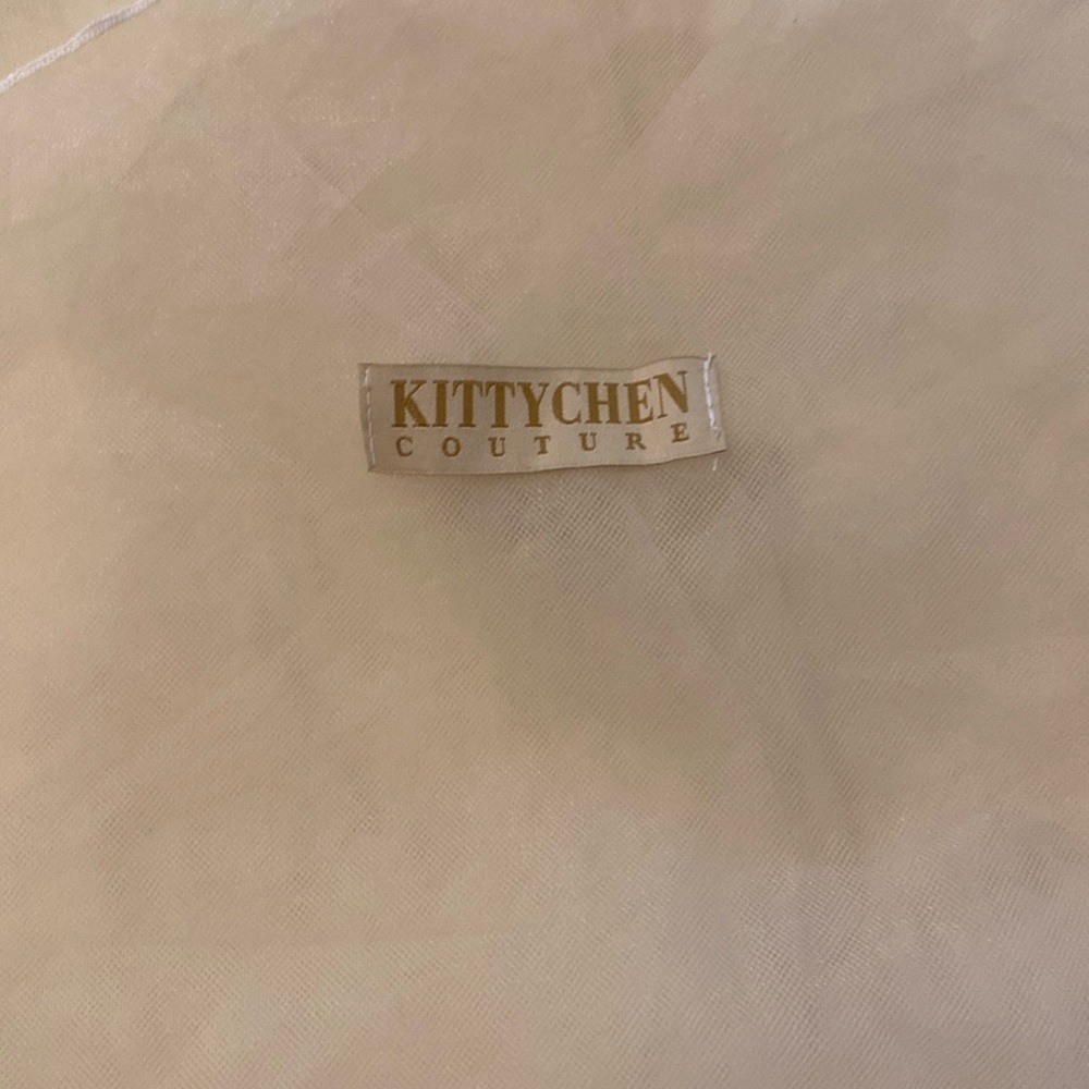 Kitty Chen tule garment cover BNWT IVOIRE